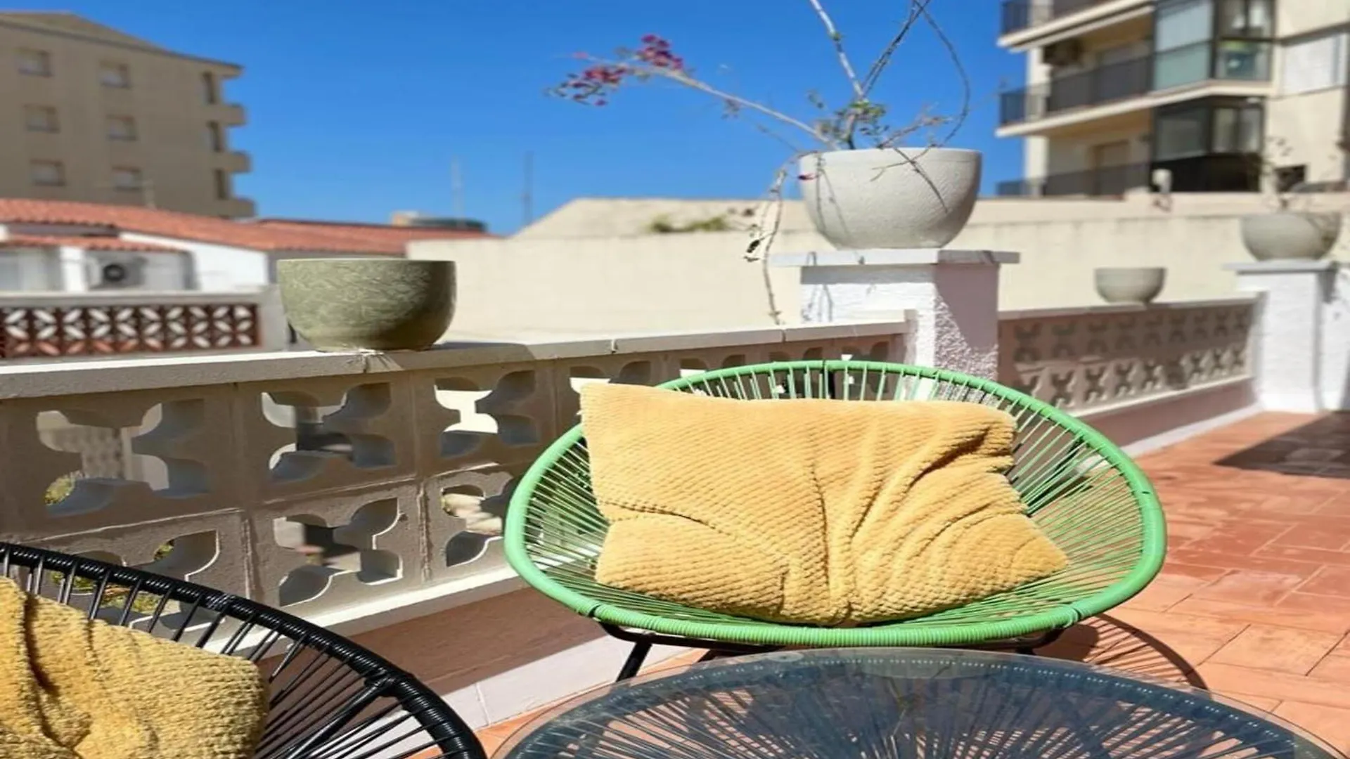 Beautifully Renovated Villa In L Escala L' Escala